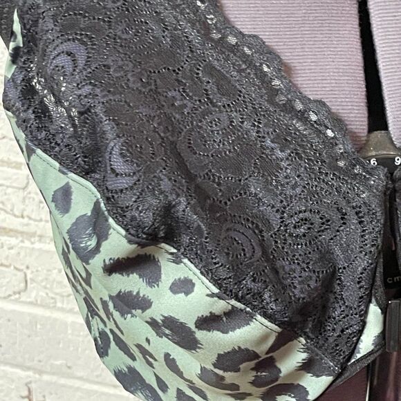 Glamorise Animal Print Lace 42G - Picture 2 of 10